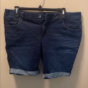 A.N.A. Dark Jean Shorts